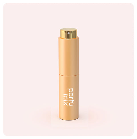 Creation of Cassis Nuit Travel Spray - Gold